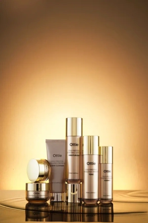 Пенка увлажняющая для упругости кожи Gold Prestige Resilence Refresh Foam Cleanser 150мл