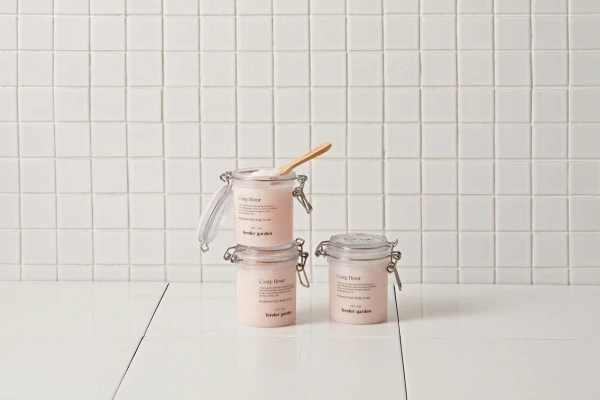 Парфюмированный скраб  для тела Cozy Hour Perfumed Salt Body Scrub N61 350 гр 