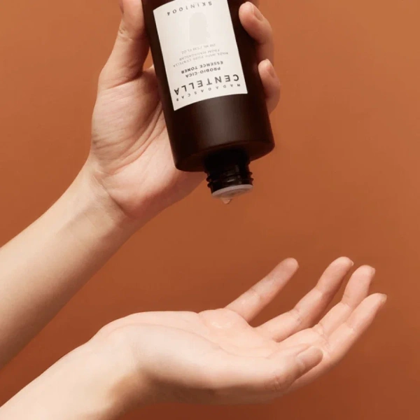Тонер-эссенция с пробиотиками Madagascar Centella Probio-Cica Essense Toner