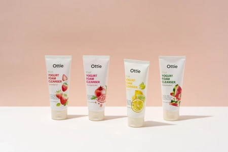 Пенка йогуртовая с клубникой Strawberry Yogurt Foam Cleanser 150 мл