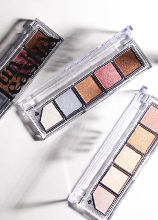 Палетка теней и хайлайтеров для лица Mood Shower Face Palette NO.101 Ballerino