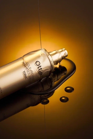 Тонер увлажняющий для упругости кожи Gold Prestige ResiLience Watery Tonic 130 мл