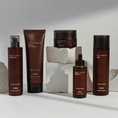  Эмульсия омолаживающая с муцином улитки Black Signature Emulsion 120 мл