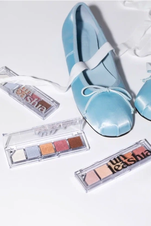 Палетка теней и хайлайтеров для лица Mood Shower Face Palette NO.101 Ballerino