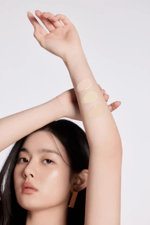 Кушон с сатиновым финишем Satin  Wear Healthy-Green Cushion 21N EBURNEAN